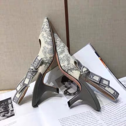 그레이 자수 모델 6.5cm