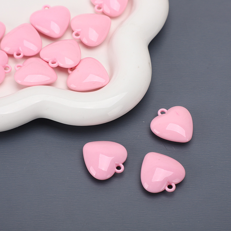 31 * 32mm acrílico brillante pintura galvanizado UV amor colgante pintura horneada colgante de corazón de melocotón brillante pendientes bolsas colgantes joyas