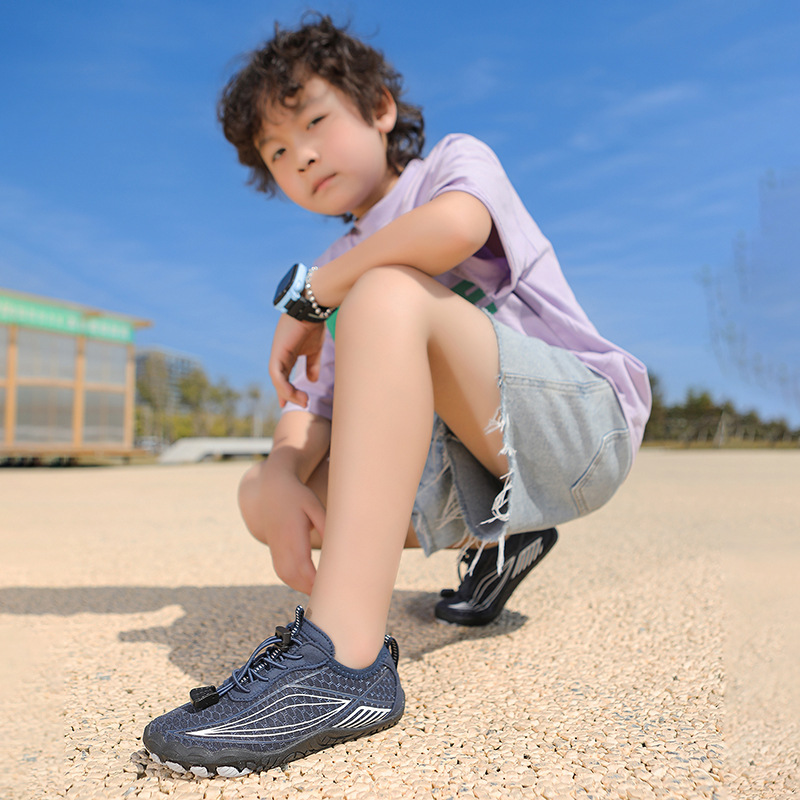 Children's shoes cross-border upstream water shoes men's beach shoes women's snorkeling shoes outdoor amphibious swimming shoes quick-drying mountaineering five-finger shoes