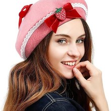 粉色蝴蝶结草莓贝雷帽女2025新款冬季保暖甜美羊毛帽复古画家帽子