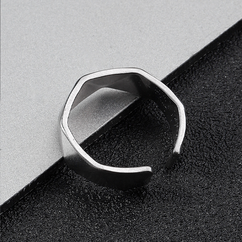 Street Occasion 304 Stainless Steel Material Solid Color Pattern Hip-Hop Retro Solid Color 304 Stainless Steel Polishing Men's Open Rings