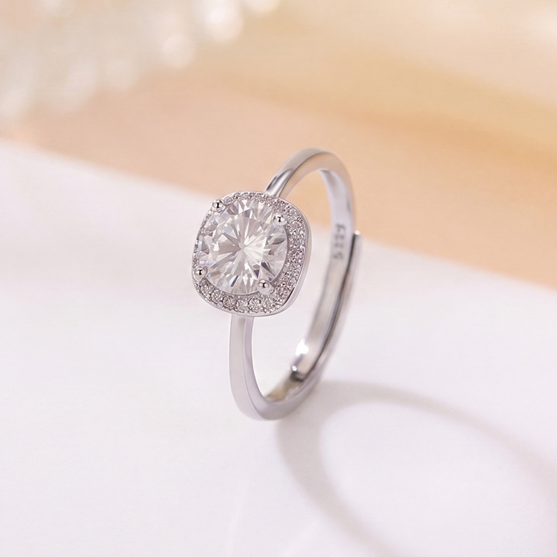 Nhẫn bạc S925 đính đá Moissanite hình vuông nhỏ phong cách tối giản thời trang — Một mảnh