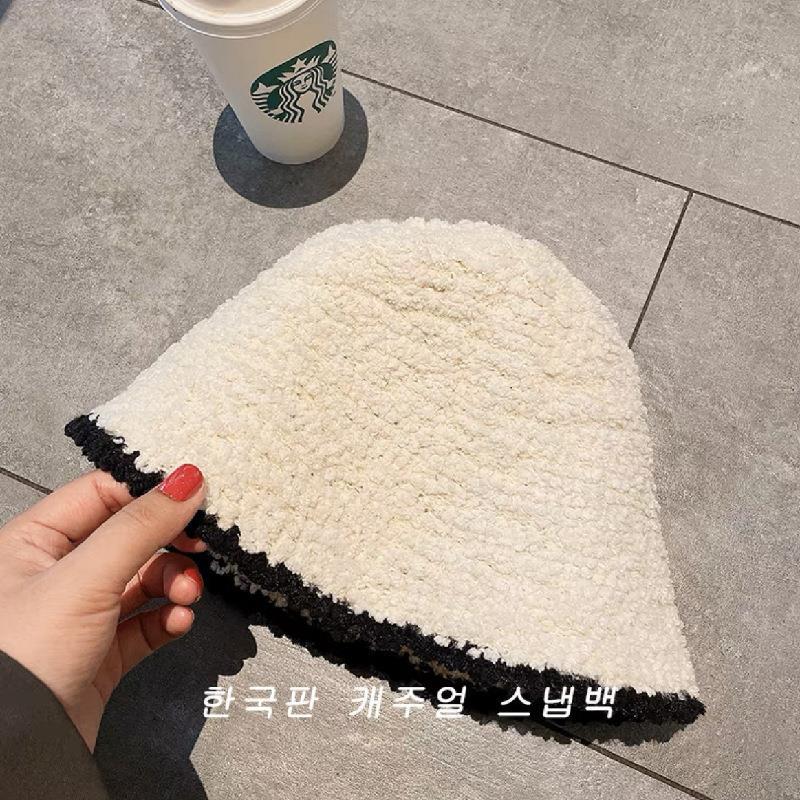 冬の黒い帽子の女性が色にぶつかって保温漁師帽ins耳保護バケツ帽とベルベット秋冬ニット帽卸売り|undefined