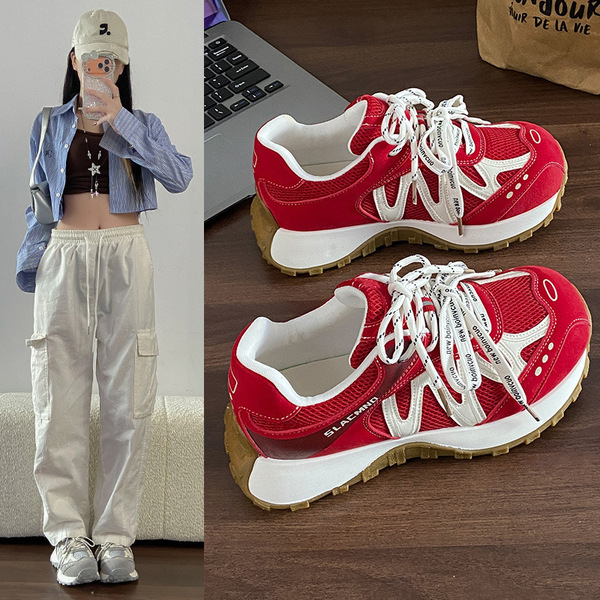 Retro two-tone shoelaces platform