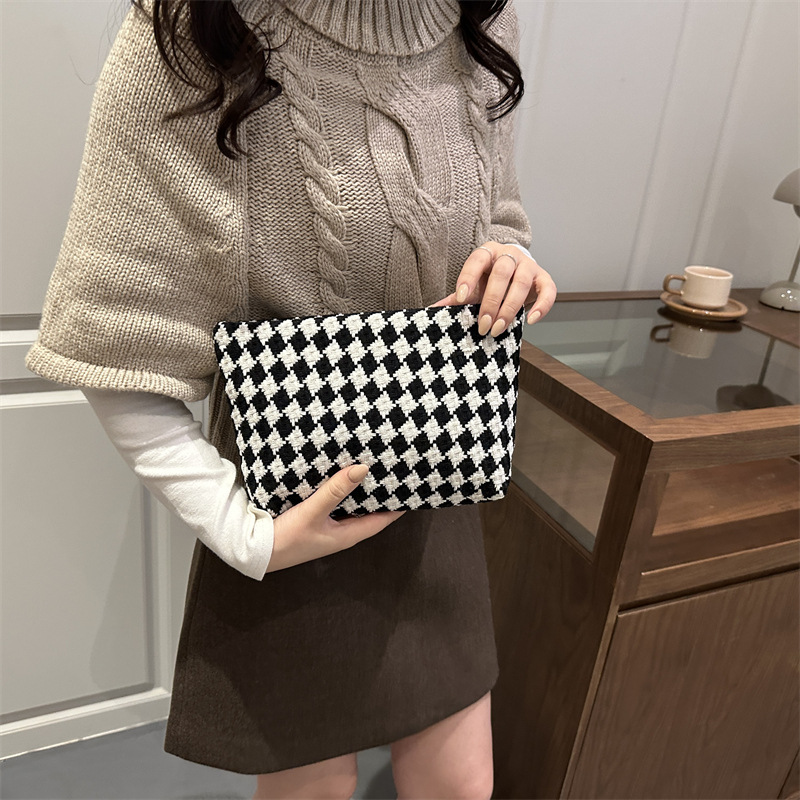 Amazon suministro transfronterizo otoño invierno bolsas de tela de tela de diamante bolsas de mano de nicho de diseño de bolsas de aire exterior