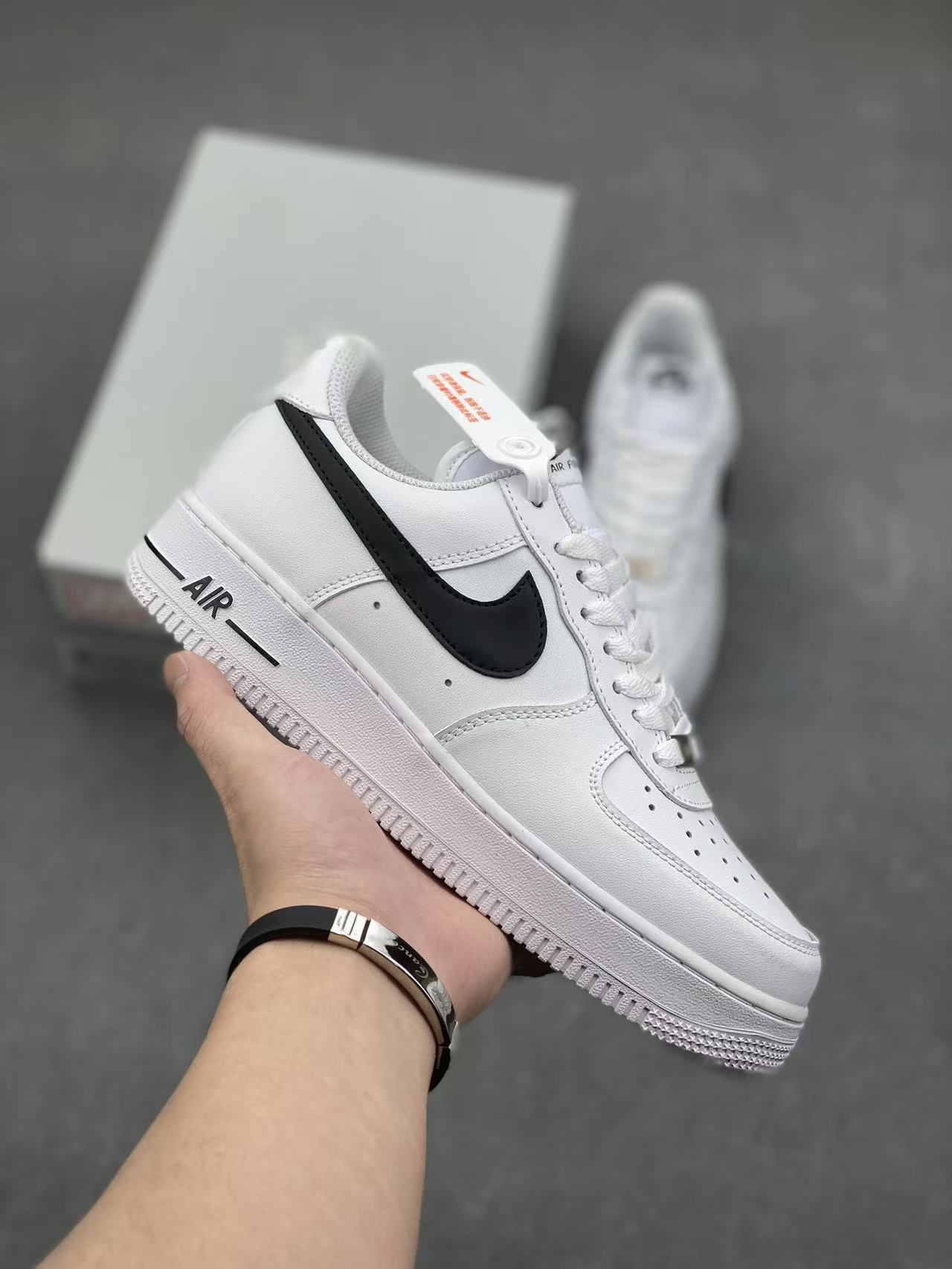 Zapatos de comercio exterior transfronterizo Putian AF1 Fuerza Aérea No. 1 blanco puro negro puro zapatos de patina baja para hombres y mujeres zapatos deportivos casuales