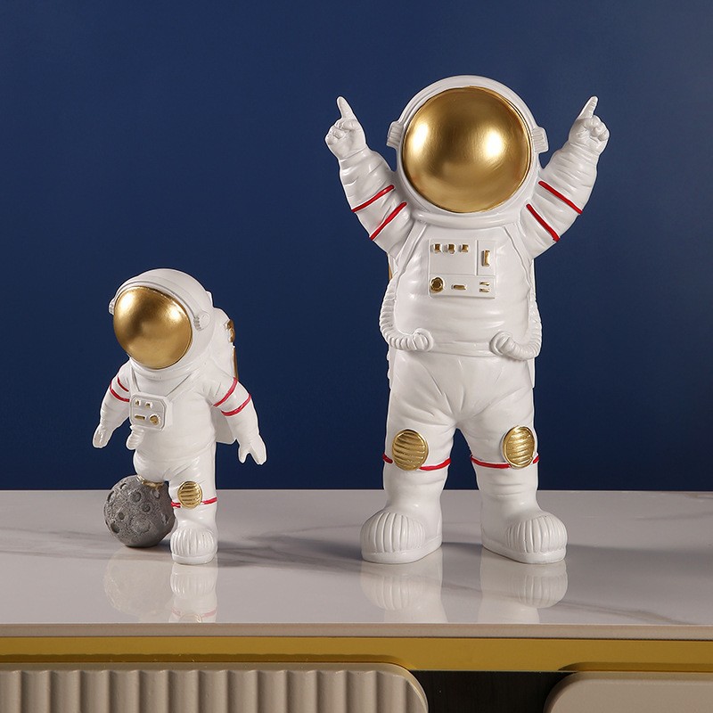 Astronaut Series Resin Ornaments Home Living Room Counter Coffee Table Model Room Decorations Shooting Props