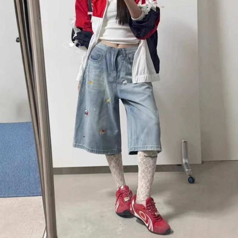 Plus-Size Cartoon Cat Print Denim Shorts for Women, Summer Street Style, Slimming Graffiti Cropped Pants