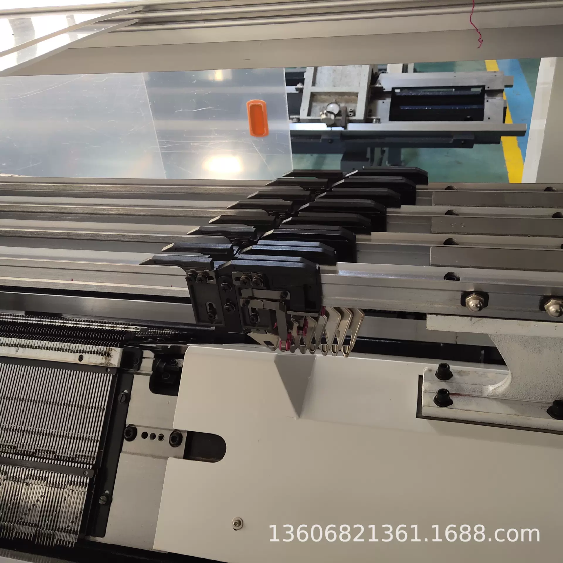 全自动恒强   双系统357针电脑横机     编制机