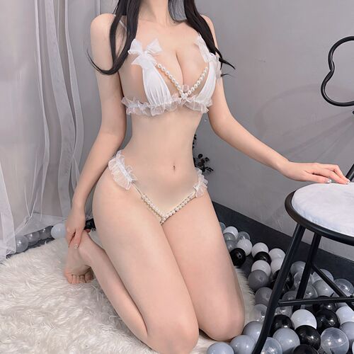 Lingerie with sexy lace three-point small breasts, large pearl temptation T-shaped pants, passionate no removal set for women, model 1060
