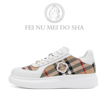 ��ū����ɯ�W��վ��Ůͬ��С��ԭ����Ʒ�|�iƤ�r�����eС�׻���Ь