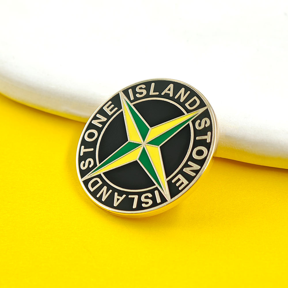 Stone Island Compass Badge Brooch Compass Metal Enamel Pin Trendy Brand Clothing Accessories Bag Decoration Badge
