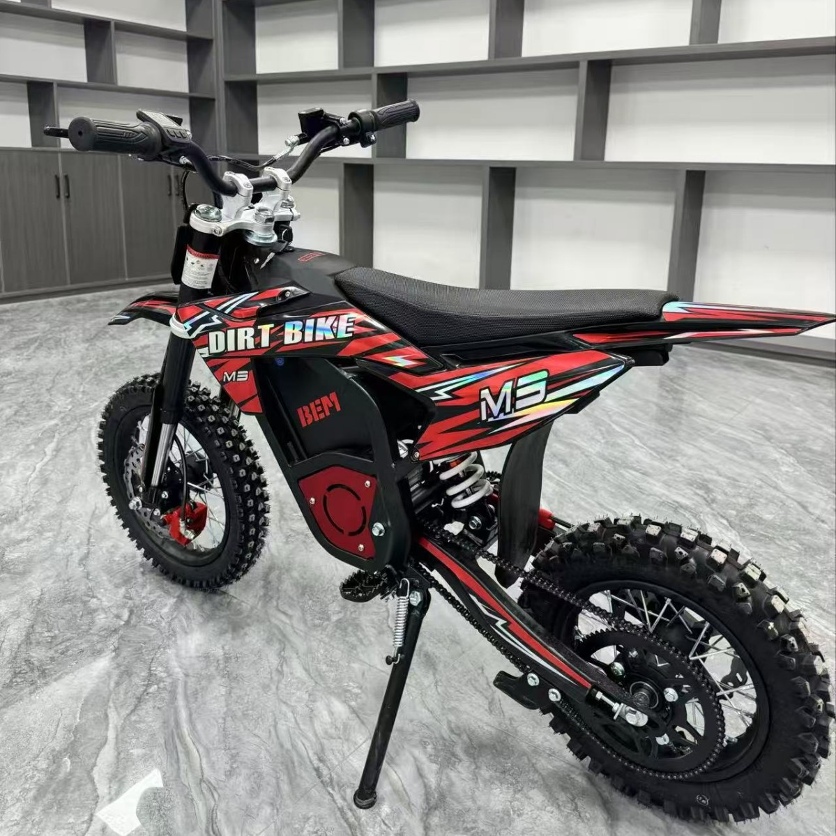 Pequeña motocicleta eléctrica mini SUV K6 mini coche de playa 4 ruedas coche de carreras para niños mini coche