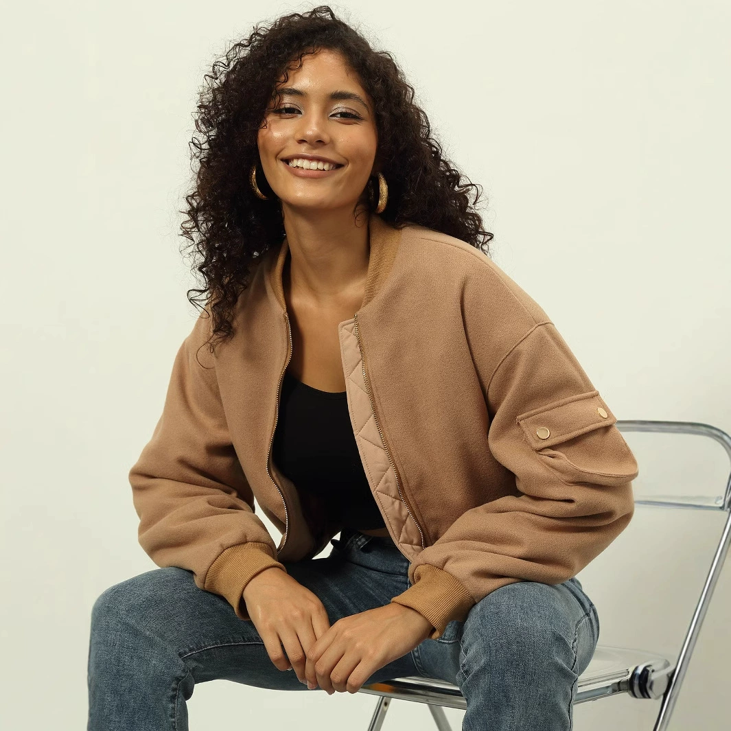 Трансграничная женская одежда оптом в европейском и американском стиле мода повседневная утолщенные ватные шерстяные куртки 2024 зимние летающие куртки