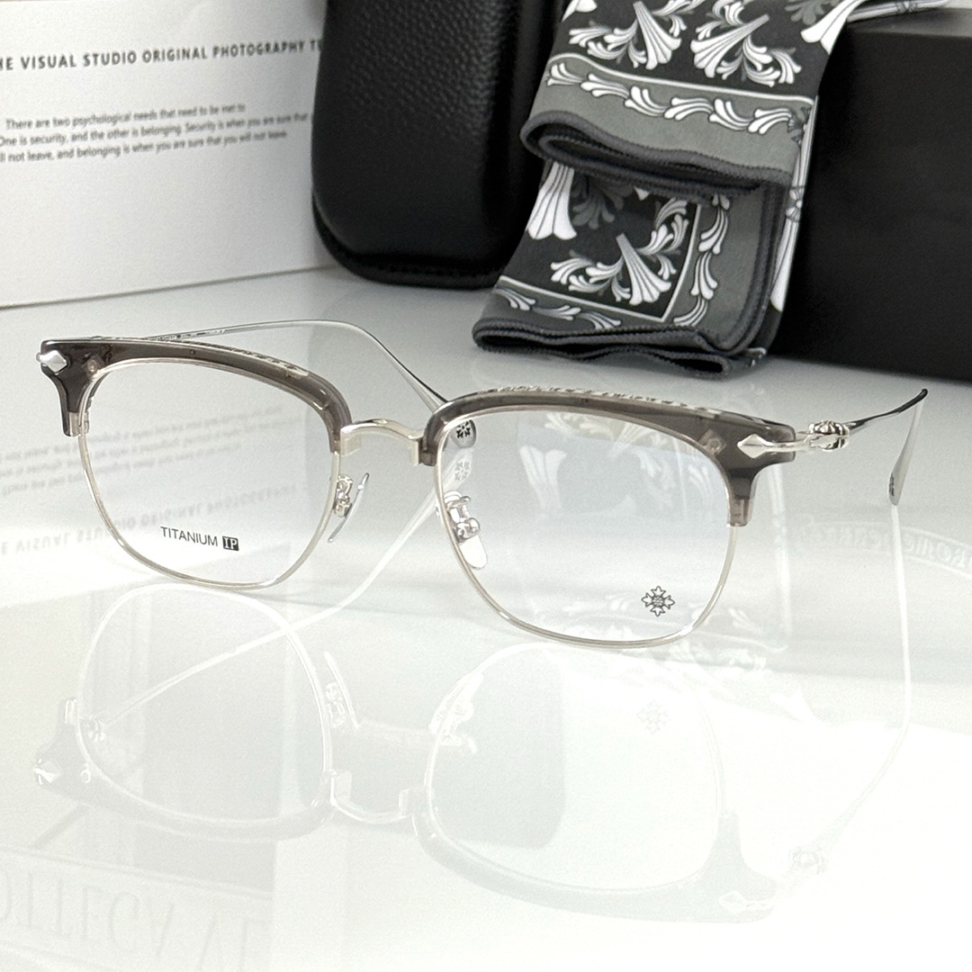 Minimalist Titanium Square Eyeglass Frames For Men And Women_voghion.com