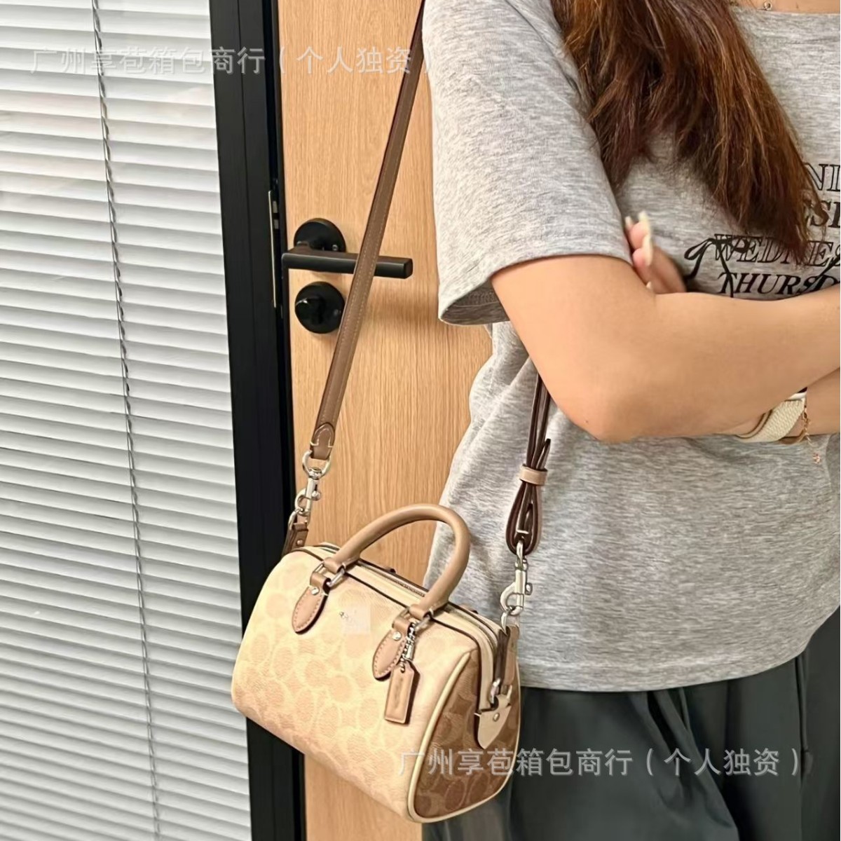 蔻C家rowan迷你波士顿枕头包经典时尚潮流手提斜挎女包单肩托特包
