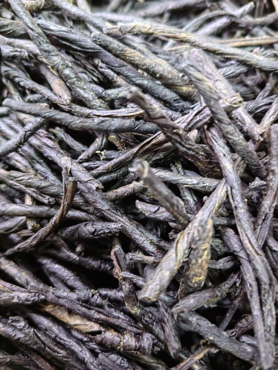 Ku Ding Tea (Ilex kudingcha) — Large & Small Leaf Bitter Herbal Tea, 500g quality and texture