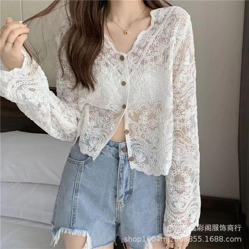 Western style V-neck crocheted hollow-out long-sleeved lace bottoming shirt for women Autumn New Korean style loose all-match niche top