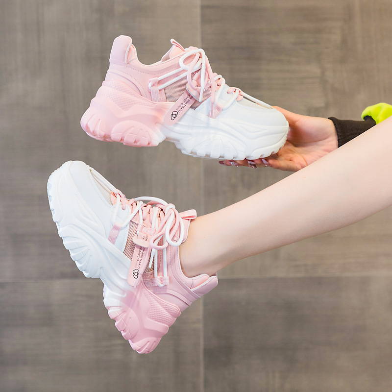 Zapatos de papá zapatos de mujer primavera 2025 nueva altura de suela gruesa super caliente deportivo blanco de verano red transpirable