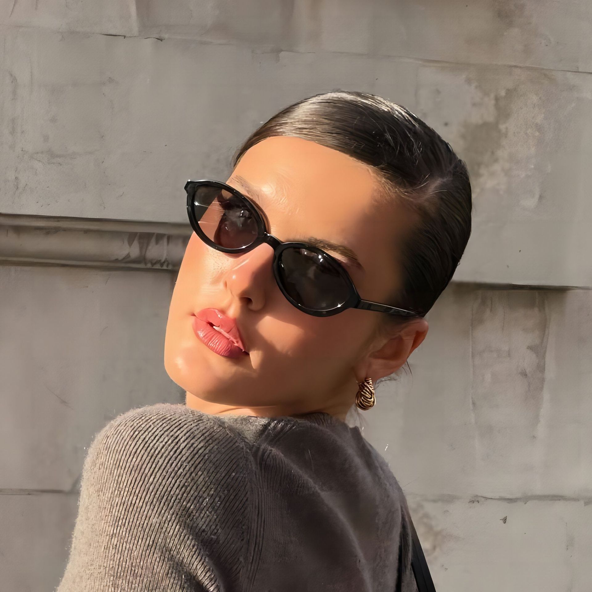 45g Weight Full Frame Glasses Structure Sunglasses Classification PC, UV400 Protection Lens Material Oval Frame Glasses Style Holiday, Travel Occasion Solid Color Pattern All Seasons Season Women's Gender Classic Style, Commute Style Classic Style Commute Solid Color PC UV400 Protection Oval Frame Full Frame Women's Sunglasses 1