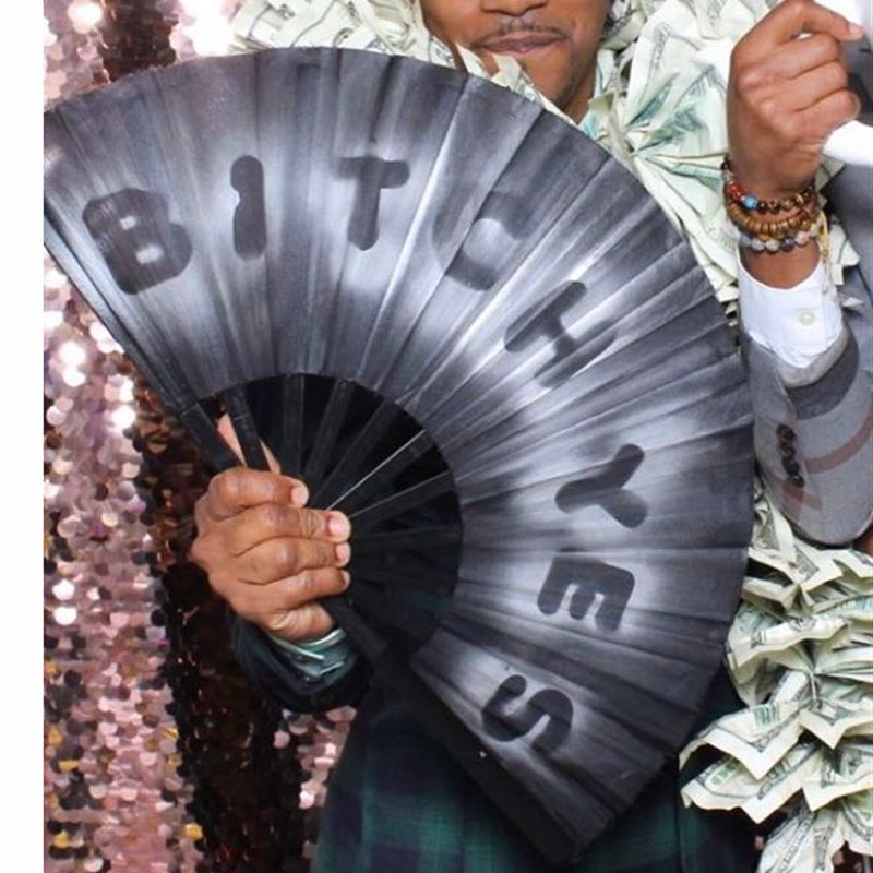 Transfronterizo para la personalidad europea y americana gran ventilador de mano ventilador de kung fu impresión de transferencia de calor UV festival de música ventilador de fiesta de bar