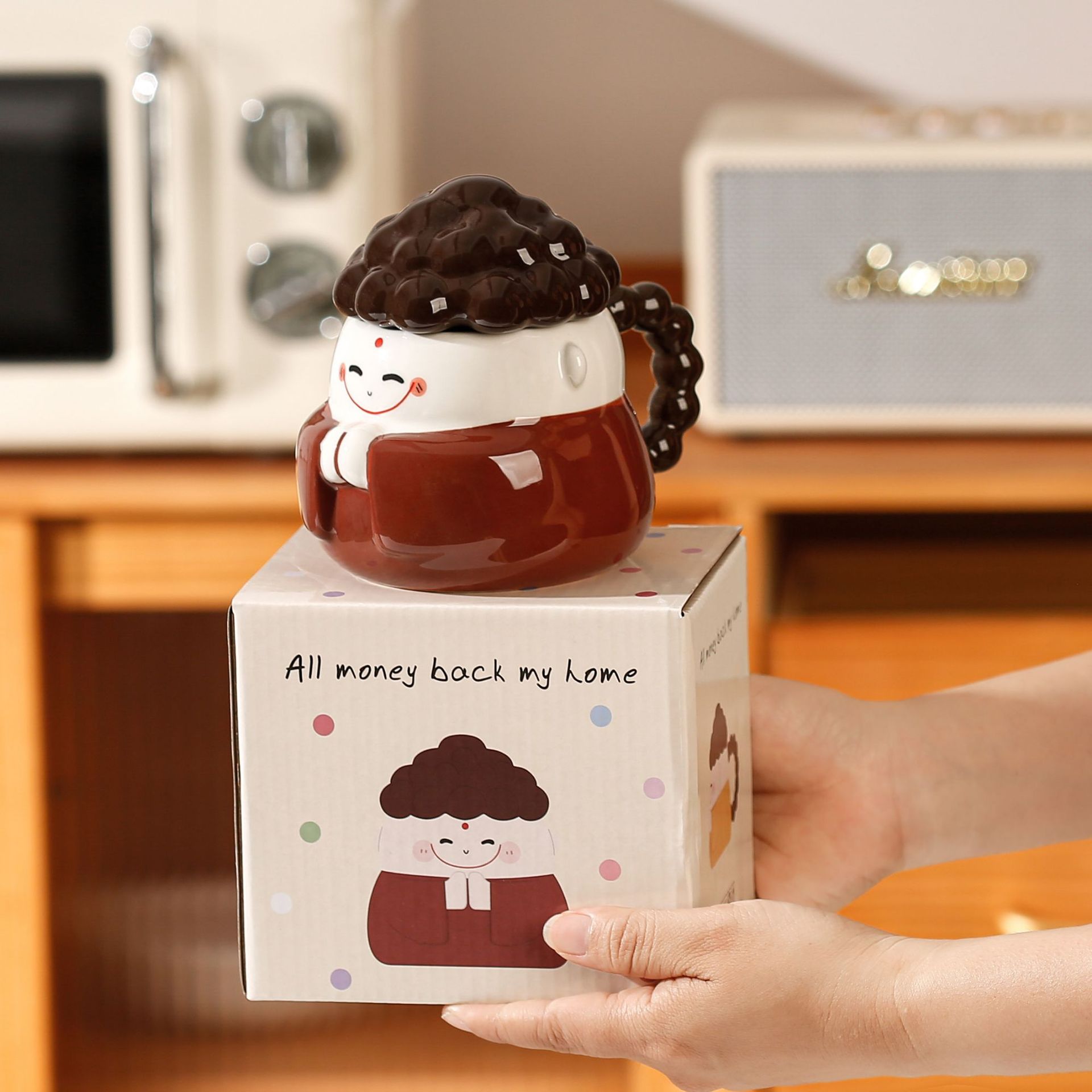 Creativo mi personalidad de dibujos animados monje taza de porcelana muñeca marca taza acompañante regalo alto valor de cerámica encantadora taza de café