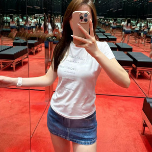 ���L����荶�����ĸ������������T��Ů�A�I�ٴ����e�����ļ��¿�
