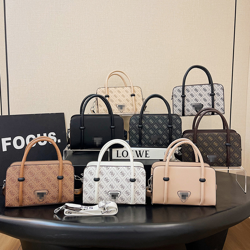 Bolso de mano estampado transfronterizo para mujer 2024 nuevo bolso de hombro a cuadros retro moda simple bolso de mensajero de viaje