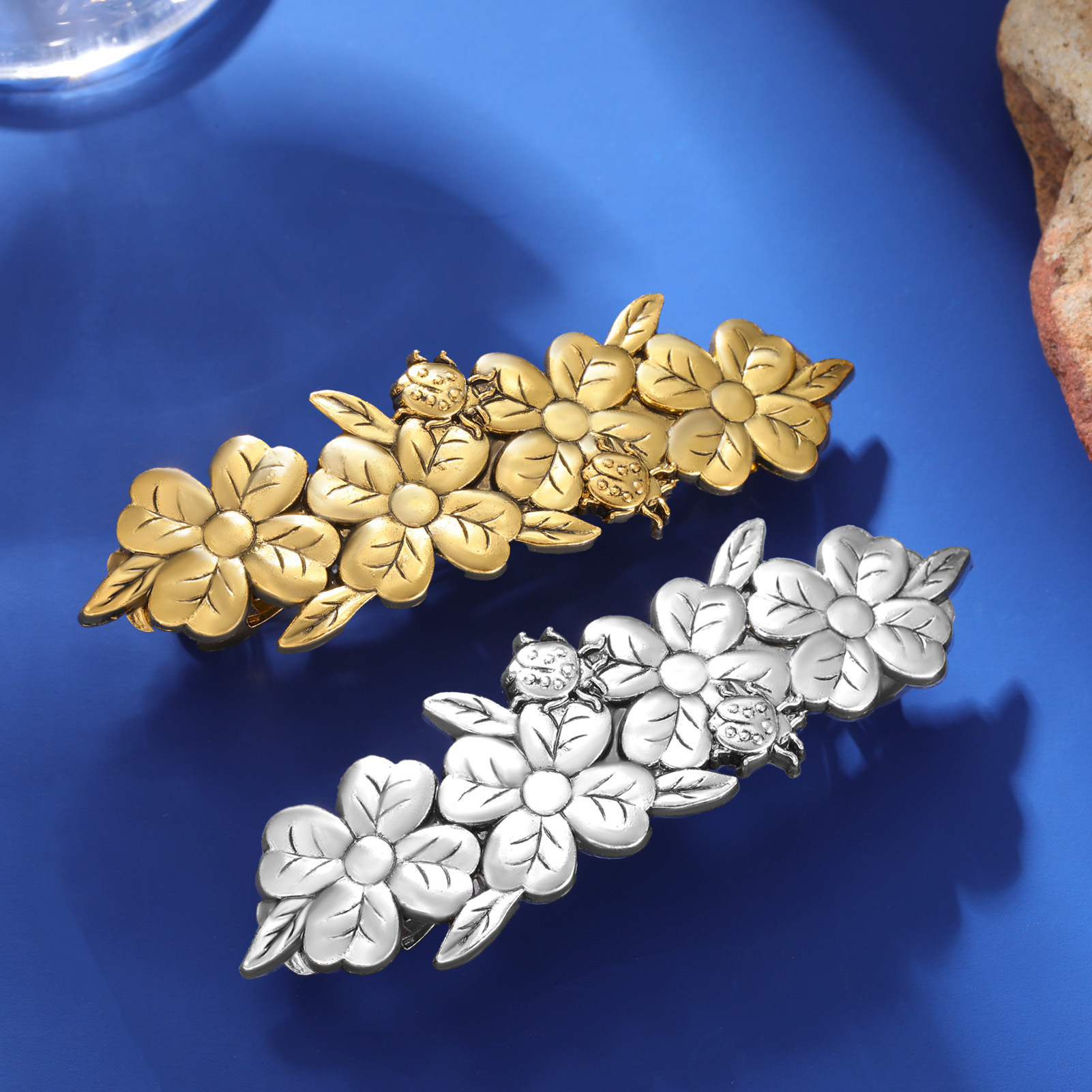 Yiwu small jewelry factory direct wholesale supply ladies jewelry gifts retro alloy flower hair accessories hairpin