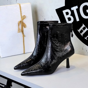 1895-2 European and American retro style pointed thin high-heeled fashion versatile short boots, women's back zippe