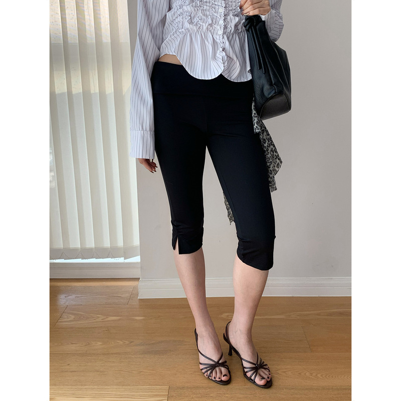 Dorothy Autumn Capri Stretch Cropped Pants for Women with Cuffed Sides and Side Slits, Versatile Slim-Fit Casual Pants Dorothy Autumn Capri Stretch Cropped Pants for Women with Cuffed Sides and Side Slits, Versatile Slim-Fit Casual Pants