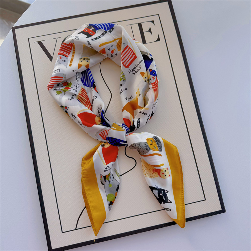 Bufandas de seda para mujeres primavera y otoño bufandas de moda para mujeres bufandas de cuello para maestros y empleados regalos de impresión de lujo ligero