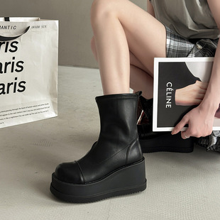 Fashionable British Style Thick-Soled Round-Toe Boots for Women 2025 Summer New Style Simple Elegant Korean Style Internet Celebrity Short Boots