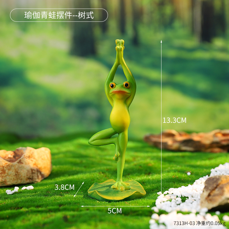  New Funny Micro-expression Frog Ornaments Home Window Resin Crafts Decoration Funny Creative Gift