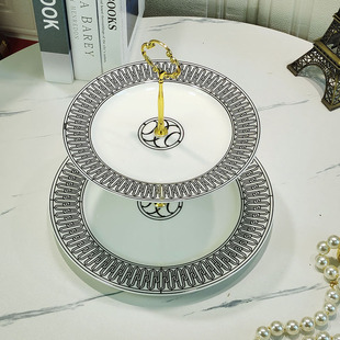 �Wʽ�p�ݺھ��ڵ�������c���p�Ӵ��P���¹Ǵɼ����������ˮ���P