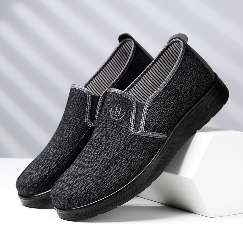 Old Beijing cloth shoes 2024 new middle-aged and elderly casual shoes soft bottom comfortable men's shoes father shoes manufacturers wholesale