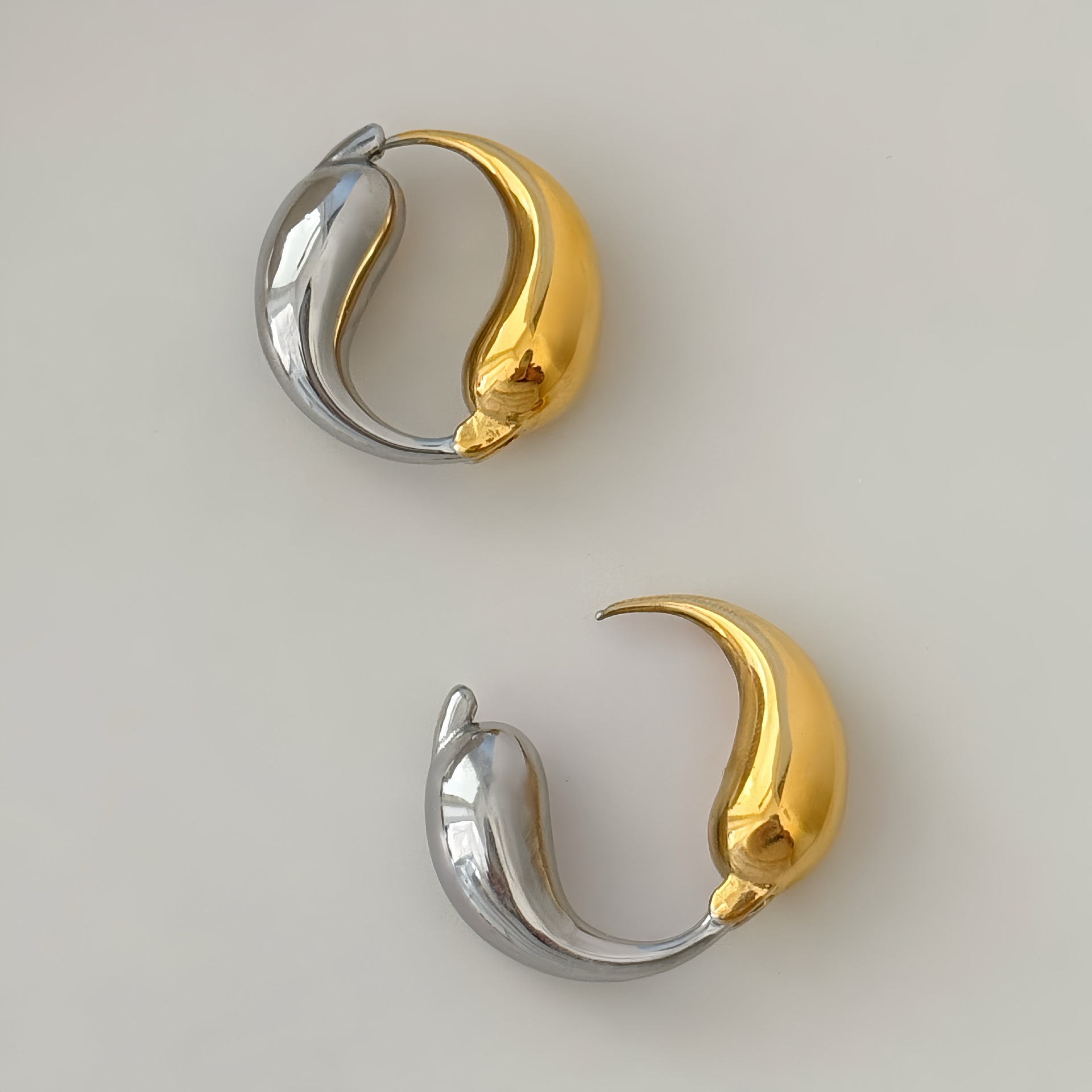 1 Pair Quantity 1 Pair Retro Geometric Plating Titanium Steel Earrings