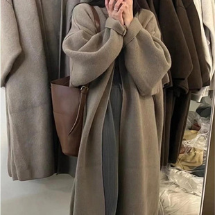 French Retro Long Sweater Outwear for Women in Autumn and Winter, Lazy Style, Soft and Waxy Design, Pure Color Knitted Cardigan Outwear for Women