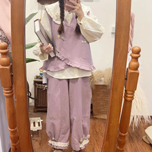 日系可爱设计感小众显瘦背心马甲春季新款小个子叠穿彩色扣小花马