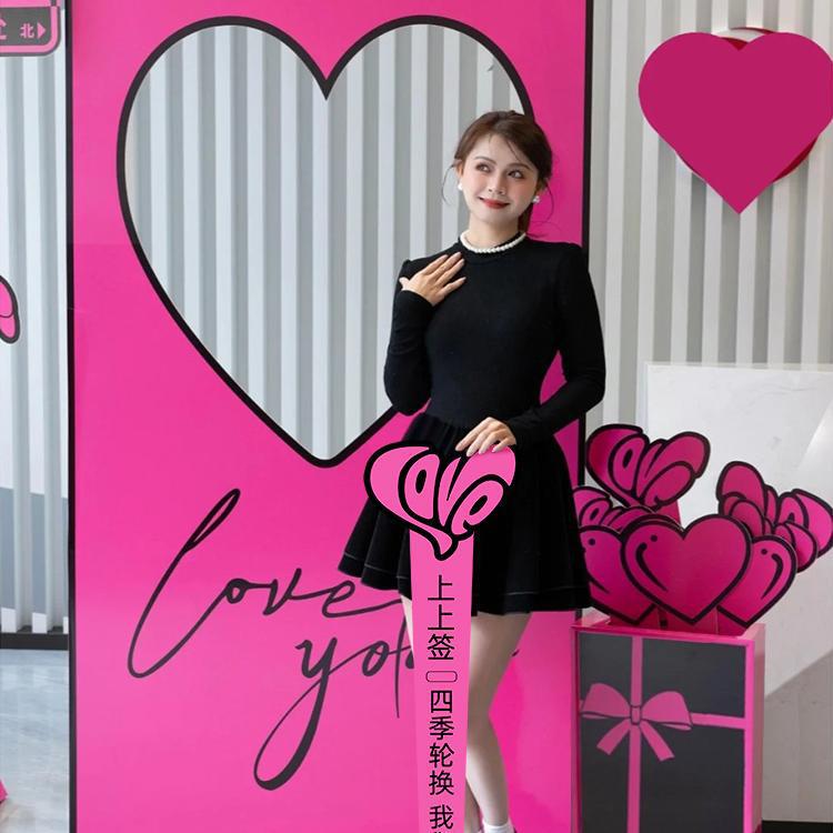520 Valentine's Day Mall Clothing Store Decoration Kt Board Display Stand Background Couple Photo Spot Props 520 Valentine's Day Mall Clothing Store Decoration Kt Board Display Stand Background Couple Photo Spot Props