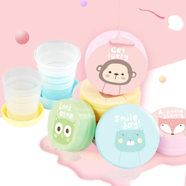 化妆镜;美发梳;其他杯子