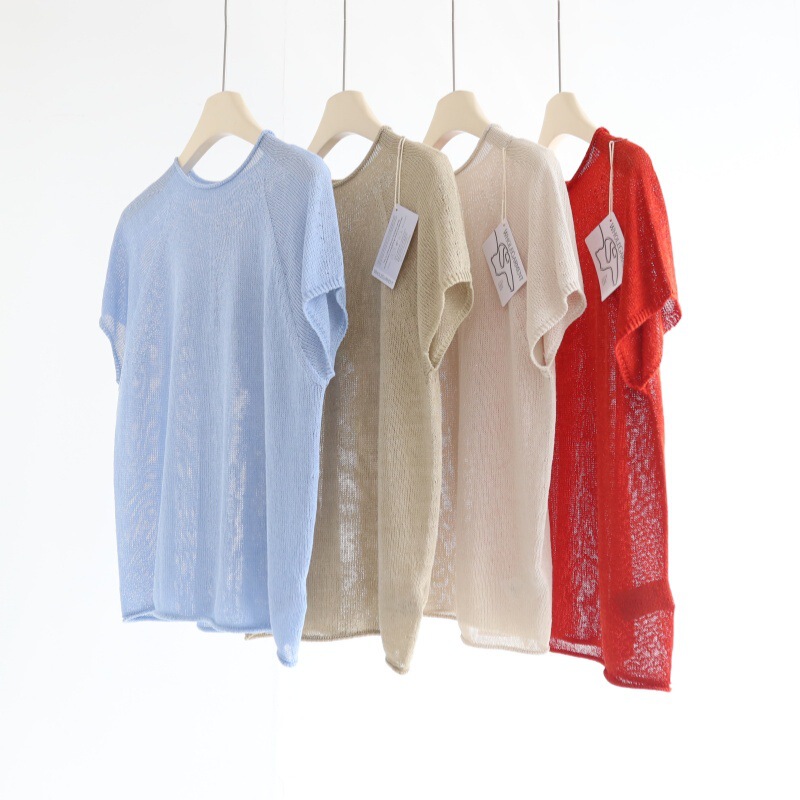 Seamless One-Piece Garment with Raglan Sleeves, Rolled Collar, Short-Sleeve Knit Top, and Paper Yarn Straight-Cut Commuter Top