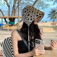 2025新型の愛の落書きの大きな軒の漁師の帽子の子供の夏の旅行の日よけの組み合わせの甘い日焼け止めのバケツの帽子
