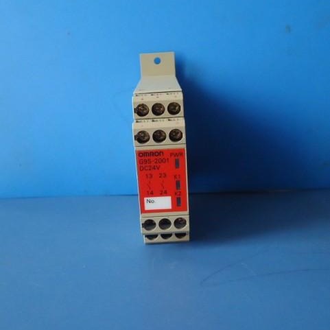 全新原装欧姆龙G9SX-SM032 G9SE-201安全继电器单元模块智能