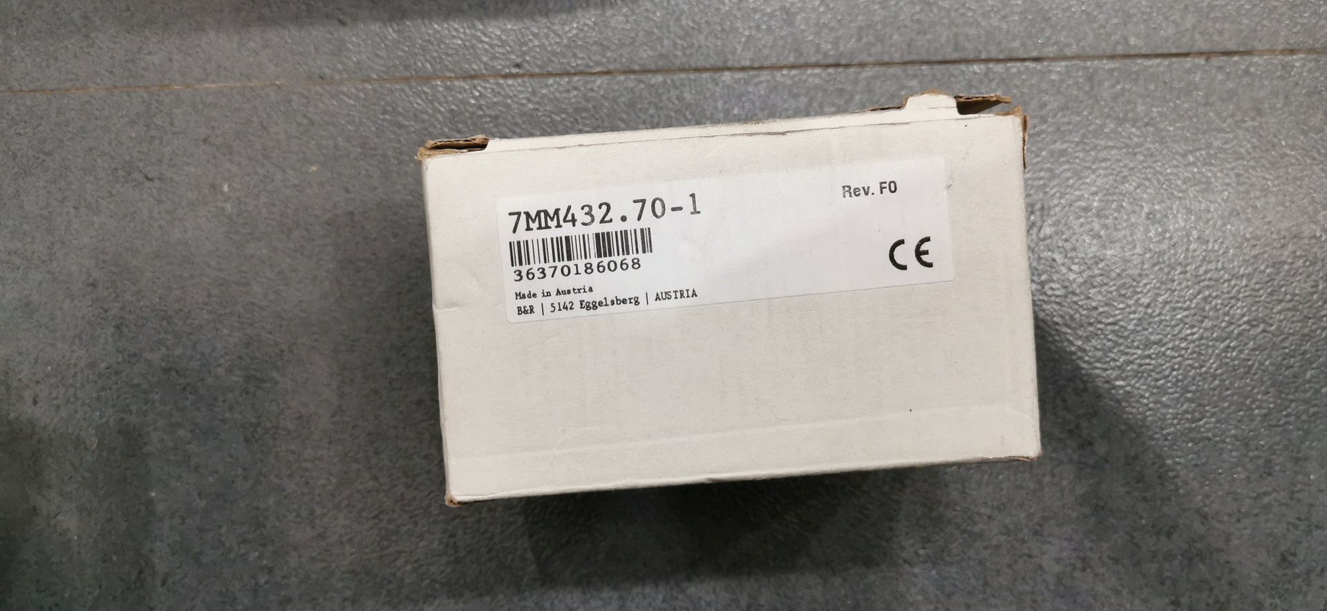 *DO135/7DO135.70 IF681/3IF681.95 7MM432.70-1 .贝加莱PLC 全新