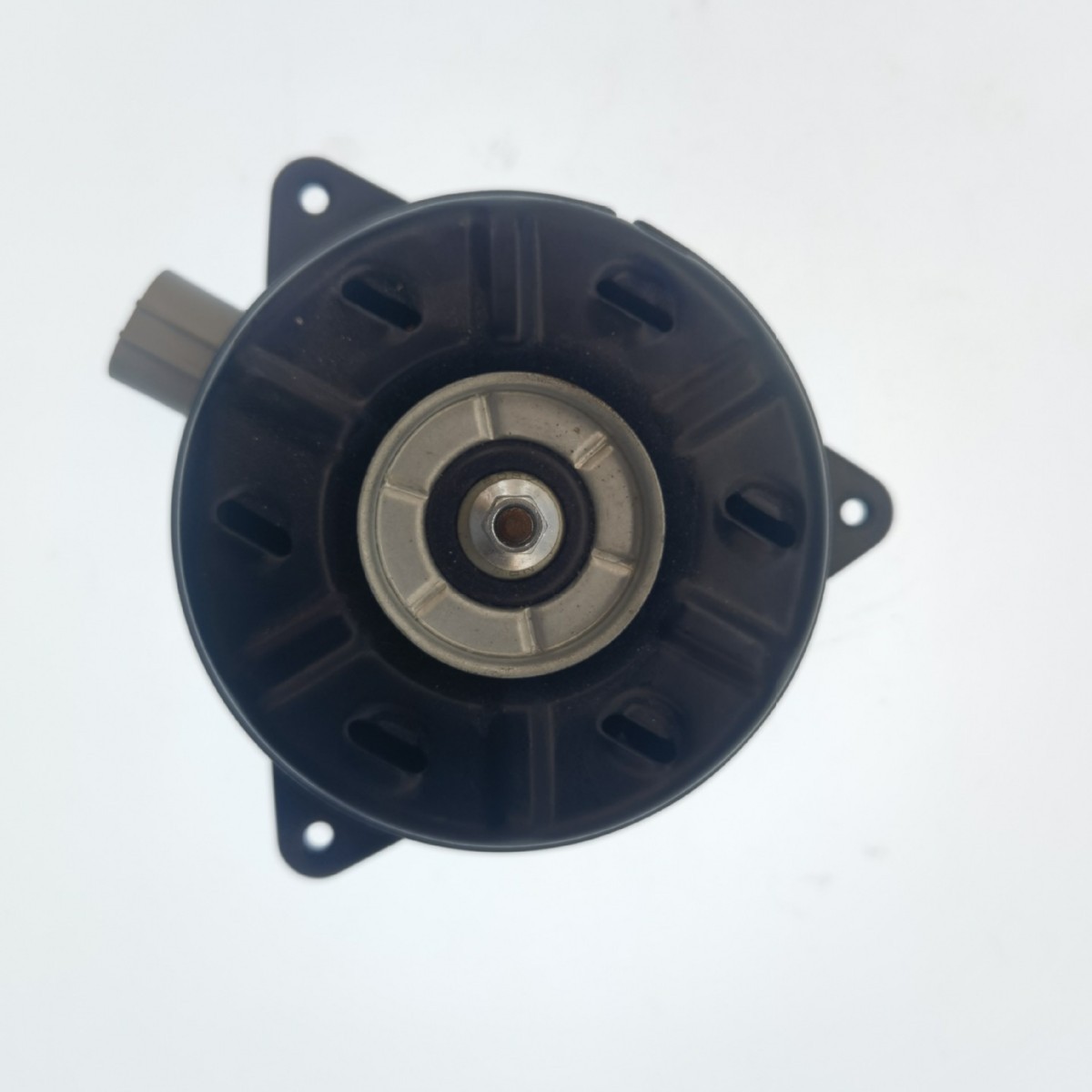 Car Fan Motor Electronic Fan 16363-0m020 Vios'03-12 Yaris'06-12 Altis'0