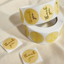 ��ɫ�A�Θ˺��C����x����N�����u�決���b�˺��N��