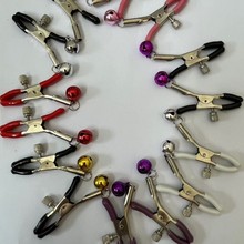 sm道具铃铛乳夹调情趣用具成人阴蒂夹女用品乳头阴夹惩罚胸夹女性