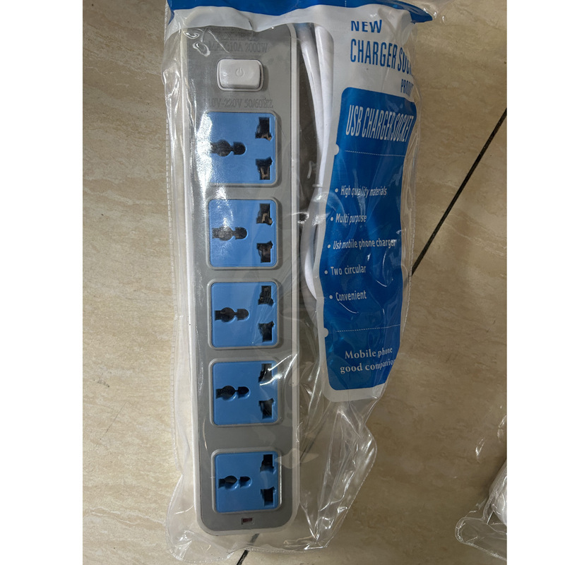 外贸插座跨境供应5插位多功能插孔美标插头延长线接线板转换器