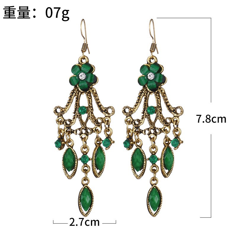 15761227001_1878718612